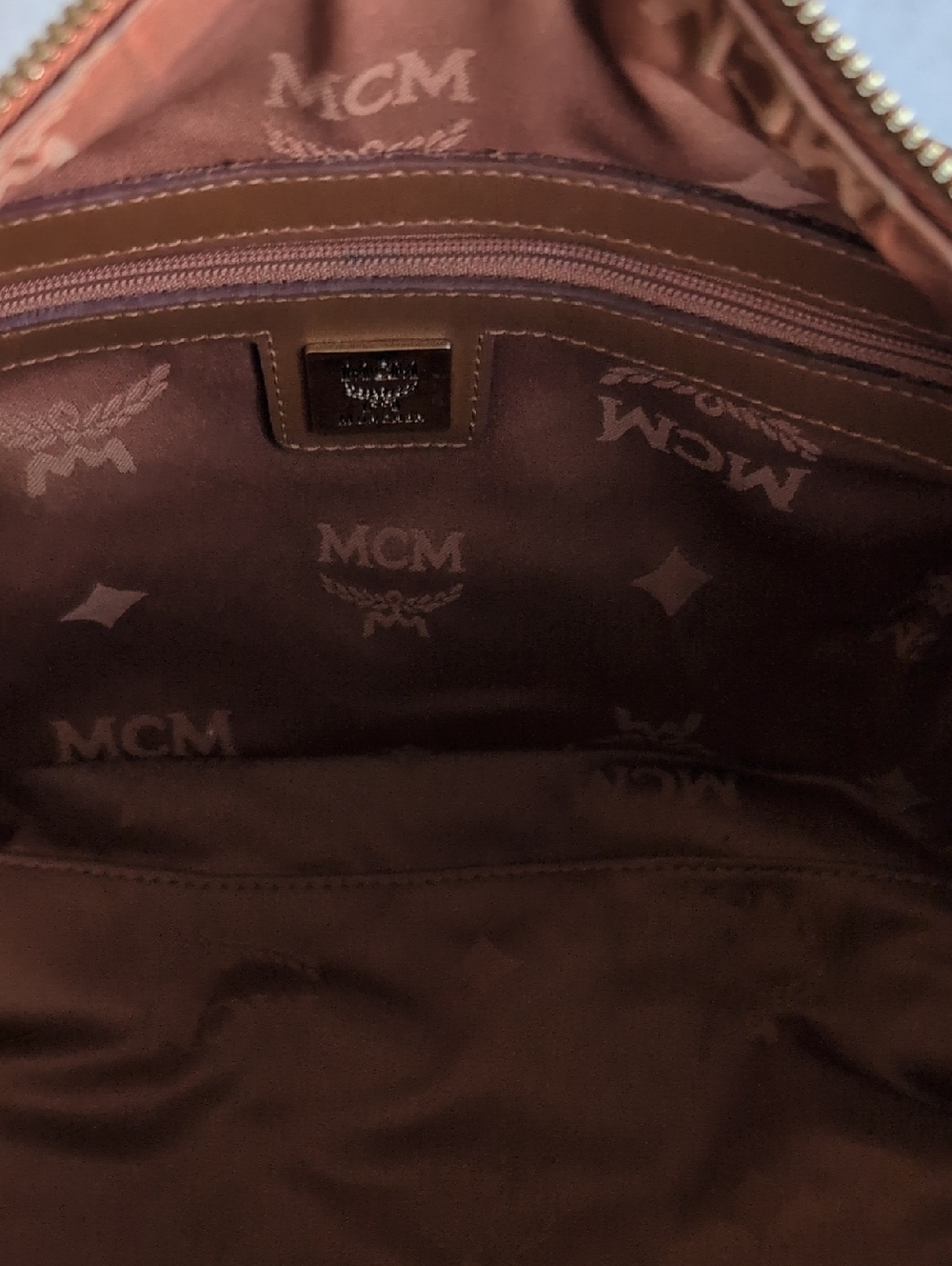 Authentic MCM Visetos Cognac One Pocket Boston Handbag In Great Condition! - Picture 9 of 15
